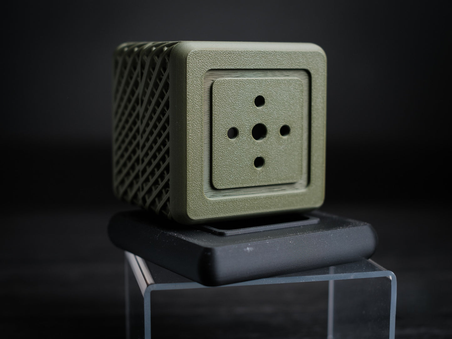 Qube Planter