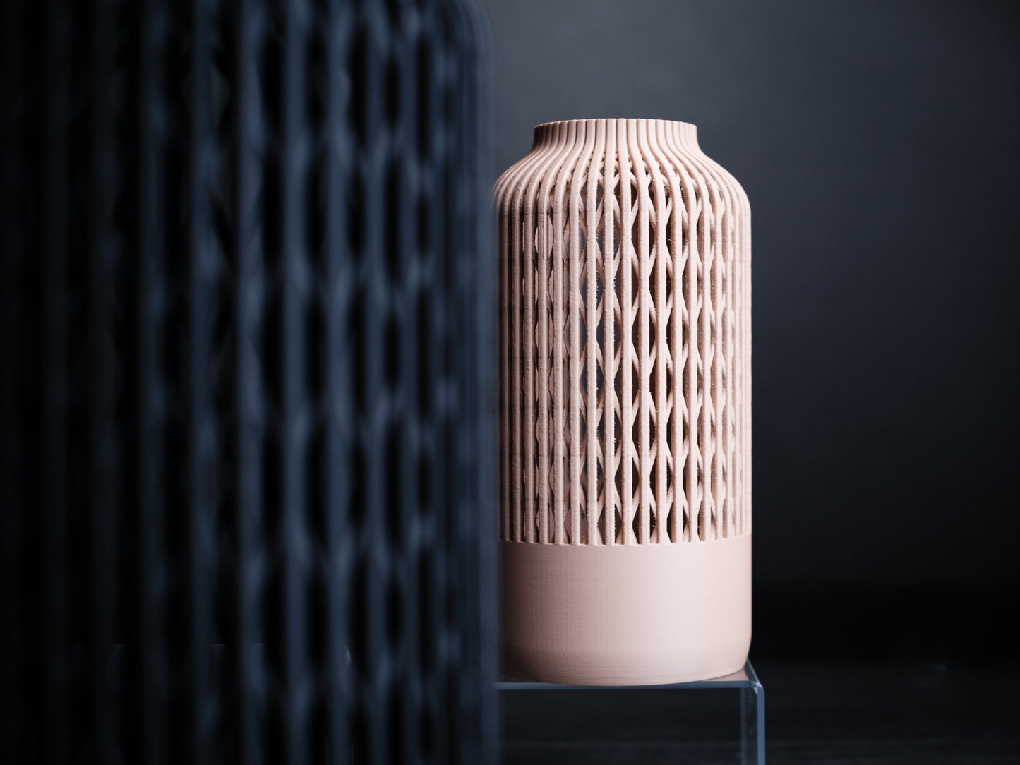 Vellis Vase